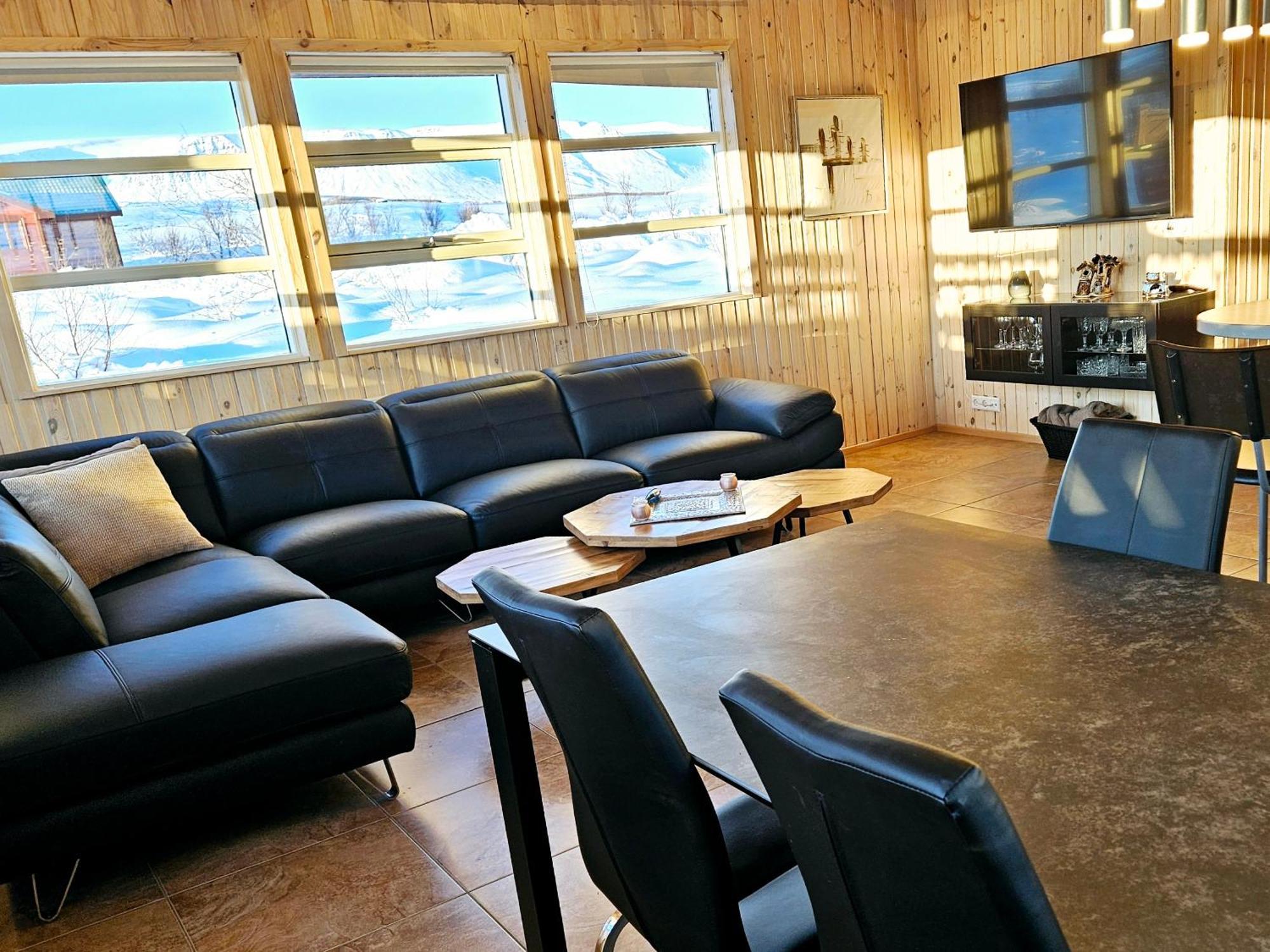Aurora Vacation Homes Fagravik Akureyri Exterior photo