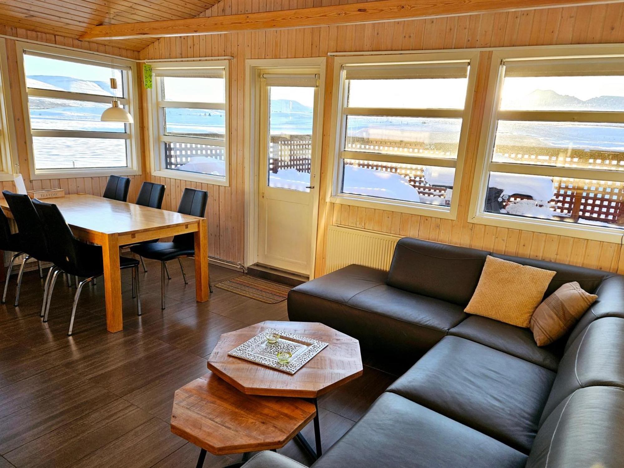 Aurora Vacation Homes Fagravik Akureyri Room photo