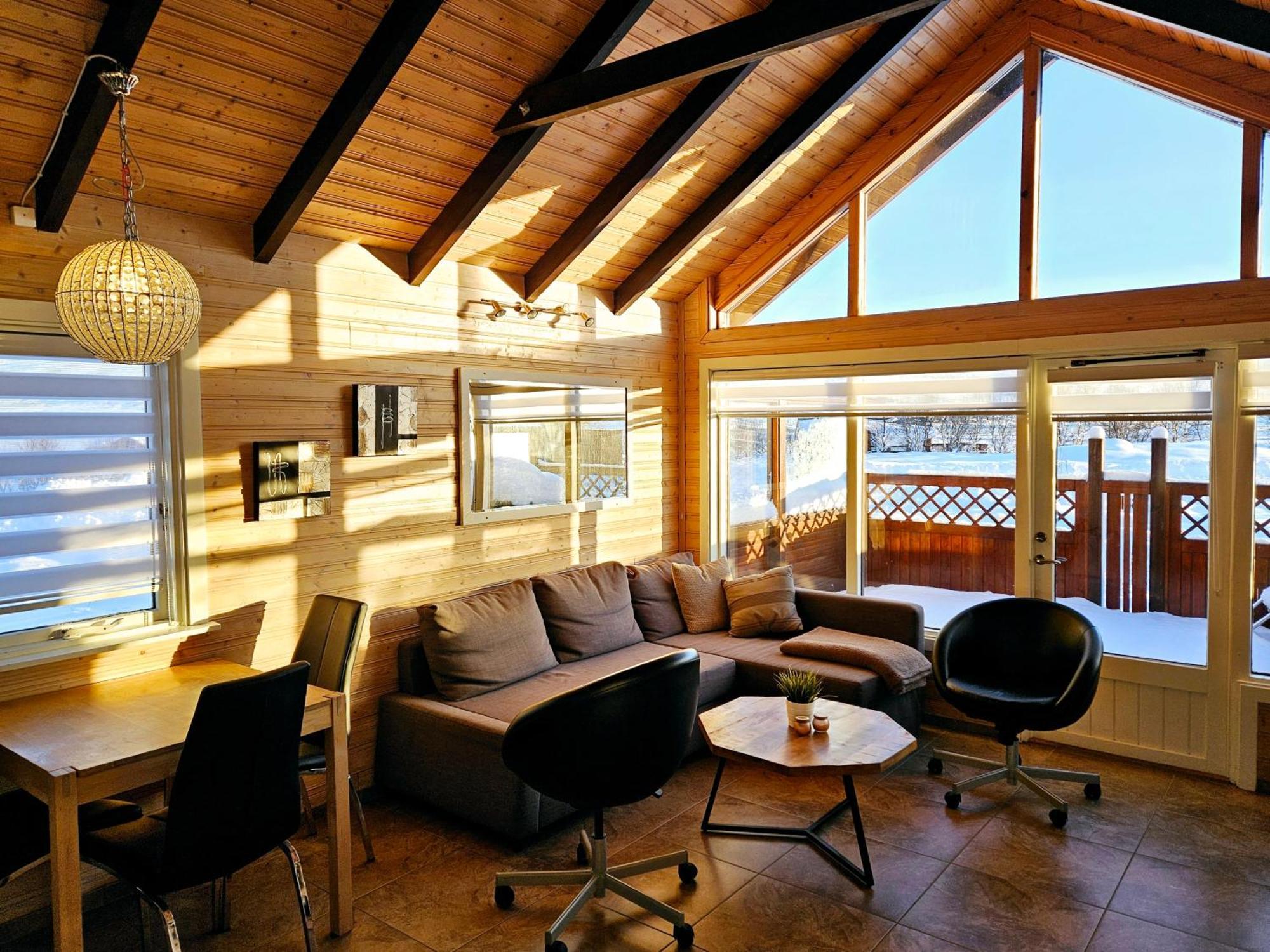 Aurora Vacation Homes Fagravik Akureyri Room photo