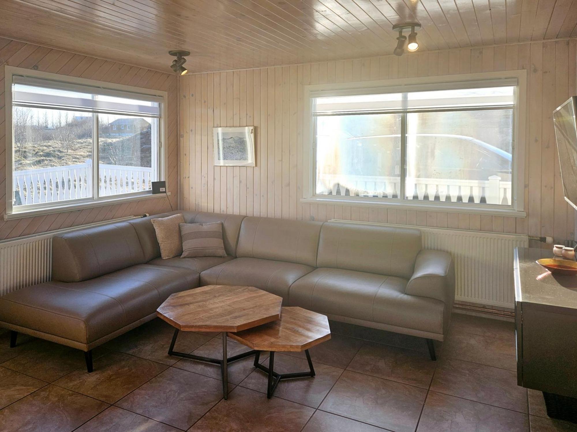 Aurora Vacation Homes Fagravik Akureyri Room photo